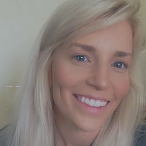 Meet your Posher, Ciera